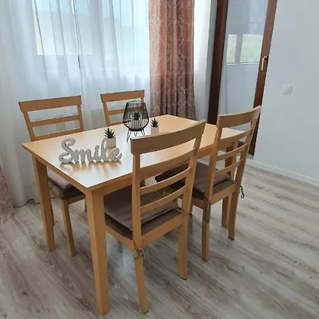 Travel By Metropolitan Apartment